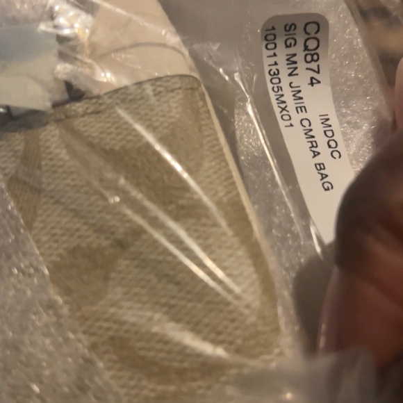 Coach Mini Jamie Camera Bag in Signature Canvas Crossbody Purse - Picture 4 of 9